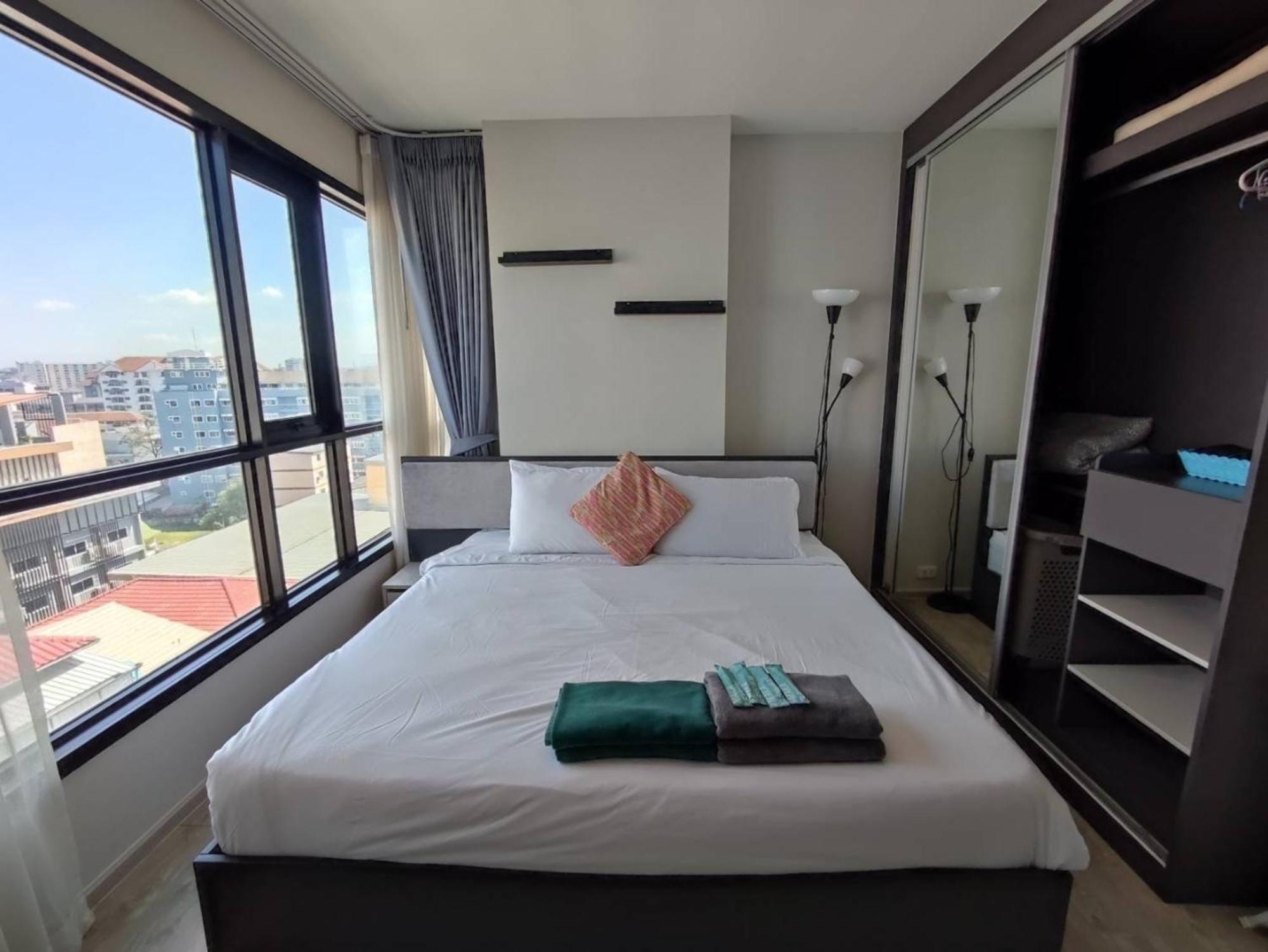 The Base Central Pattaya By Mickey Exteriér fotografie