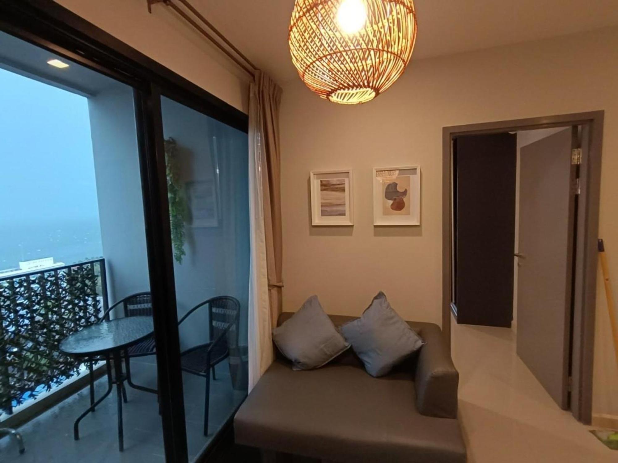 The Base Central Pattaya By Mickey Exteriér fotografie