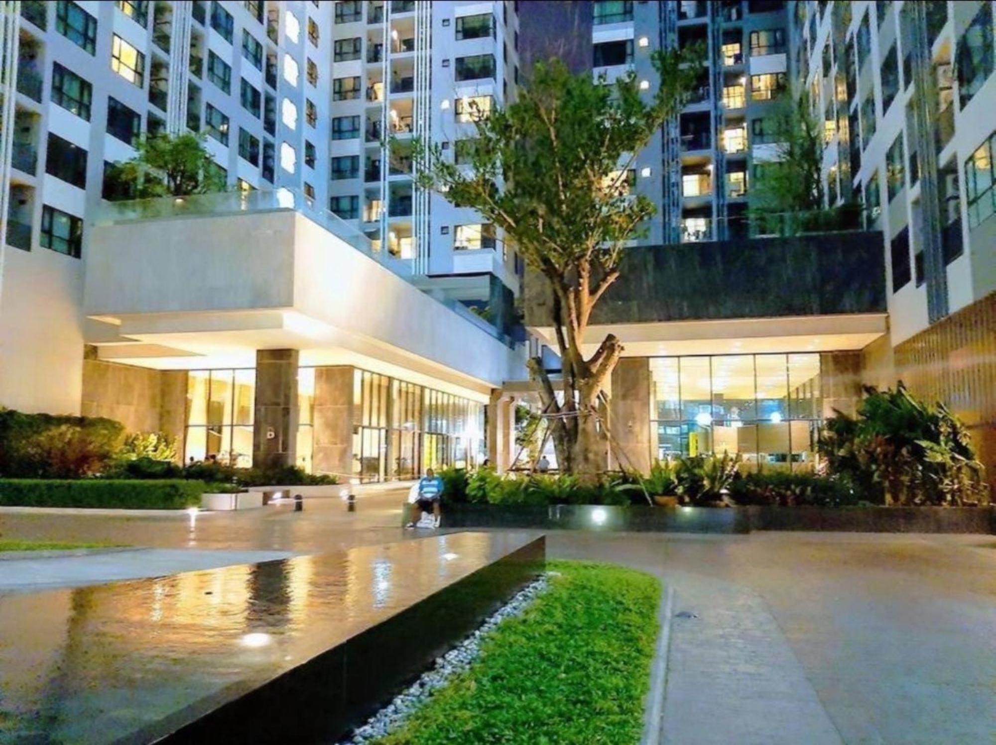 The Base Central Pattaya By Mickey Exteriér fotografie